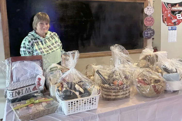 Who’s Next Bar to again host benefit for cancer loan closet